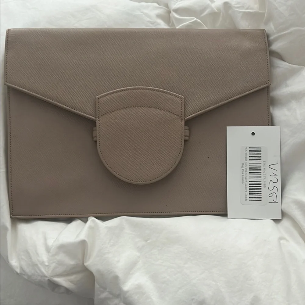 Elegant Tan Envelope Clutch - Picture 1 of 5
